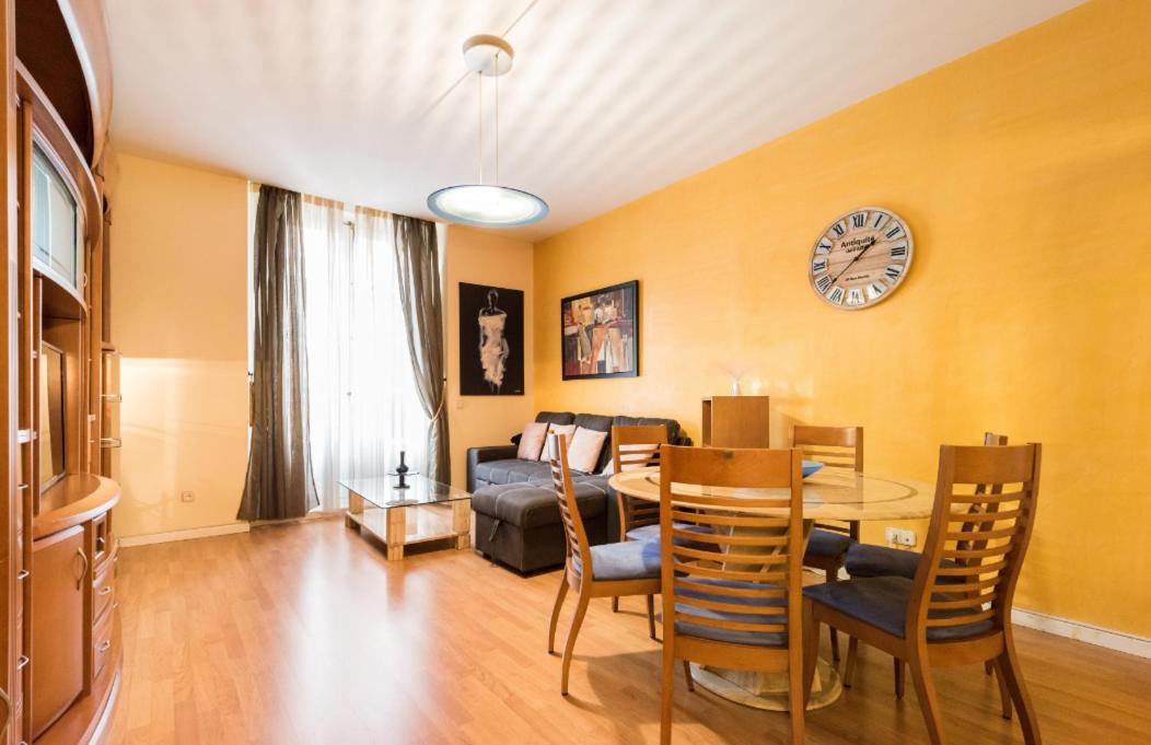 M&F Fuencarral Apartment Madrid Exterior photo